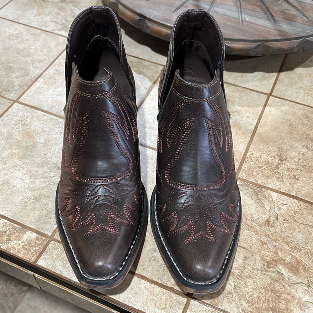 Roper Brown Ankle Boots Women’s size 8